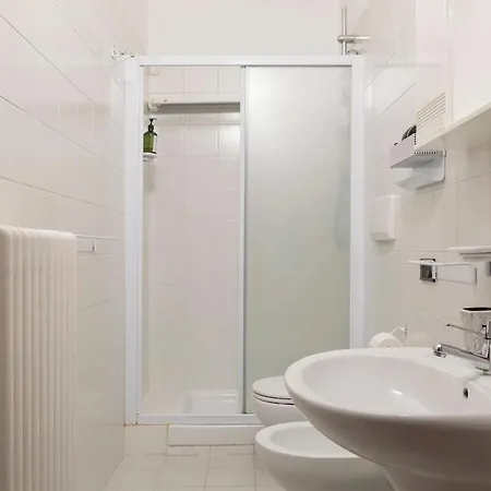 Apartment Carlo's - Centre 5 Min From Train Station